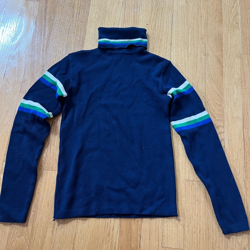 Meister Turtleneck